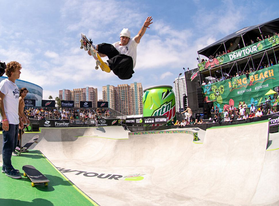 Barros and Huston top the semi-final rankings at Dew Tour Long Beach 2019 