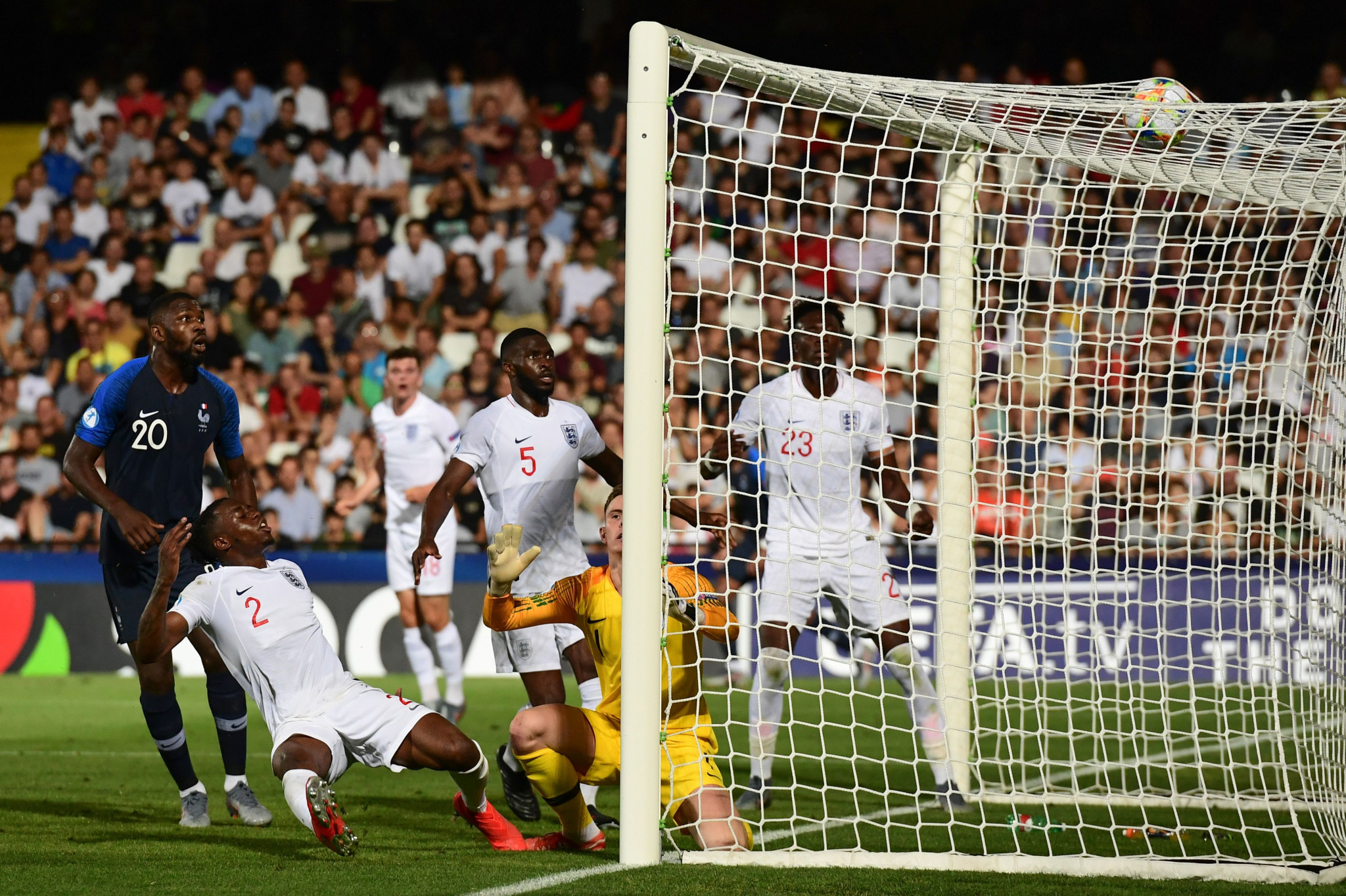 England's Aaron Wan-Bissaka scores an own goal deep into second-half stoppage time ©Getty Images