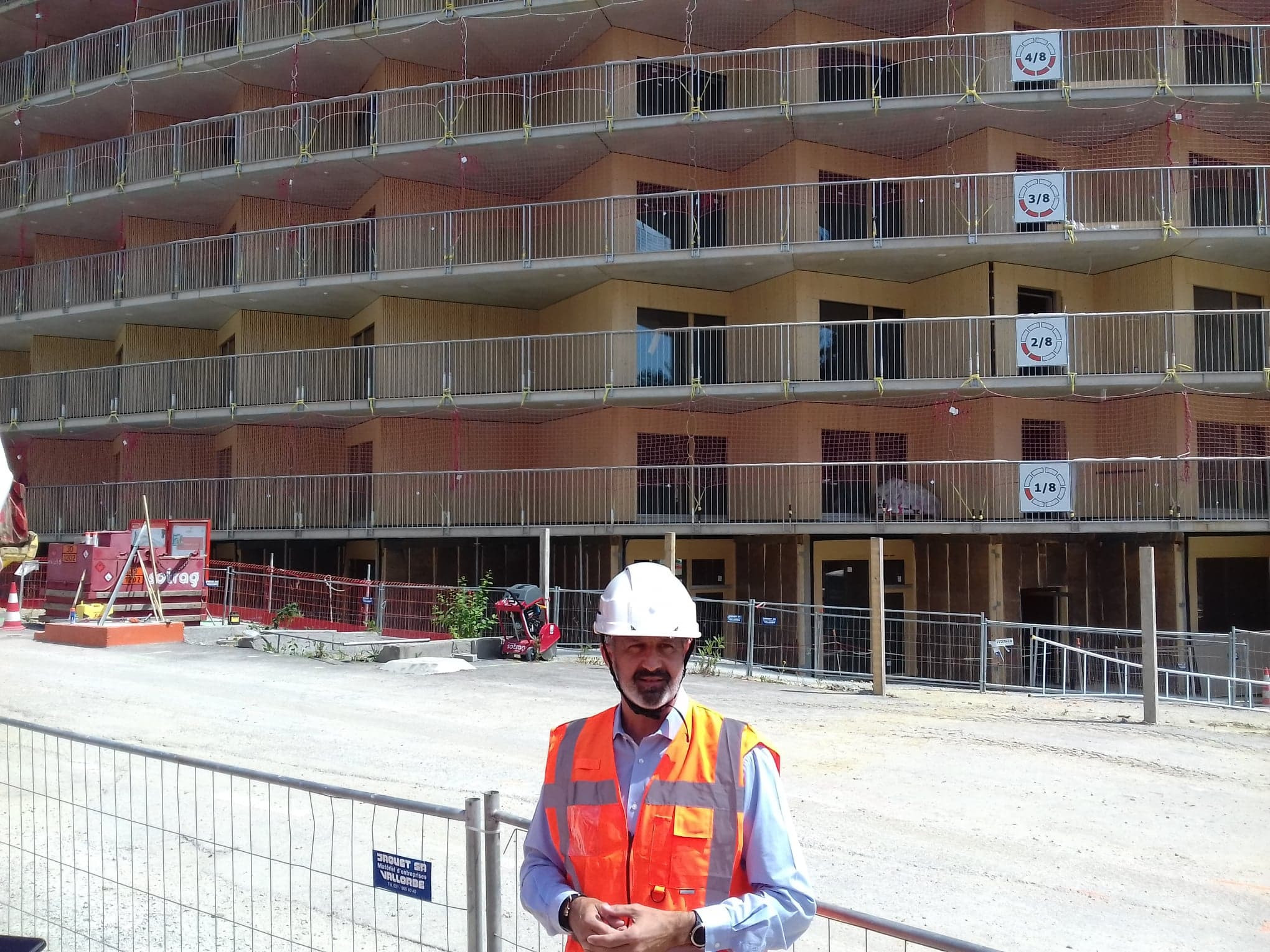 Lausanne 2020 chief executive Ian Logan has praised progress at the construction site ©ITG