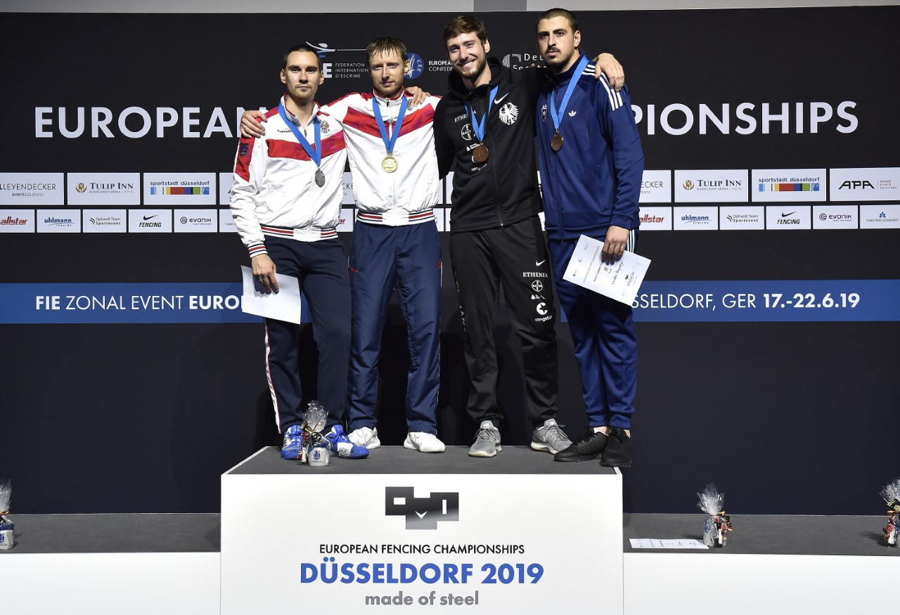 Veniamin Reshetnikov of Russia won the European title in the men's sabre 10 years after his first victory in this category ©European Fencing