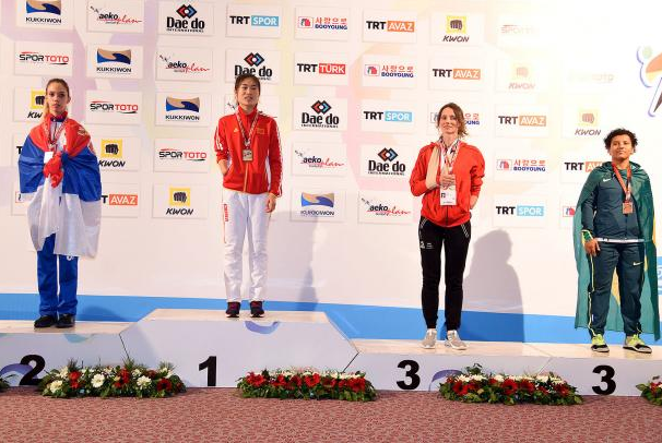 China's first Para taekwondo world champion Yujie Li (centre left) continued her impressive run of victories by winning at the Pan Am Open Championships ©IPC