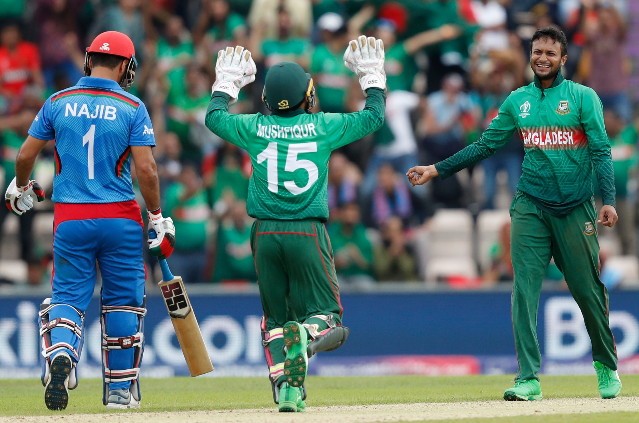Bangladesh beat Afghanistan to remain in hunt for semi-final place at ICC Cricket World Cup