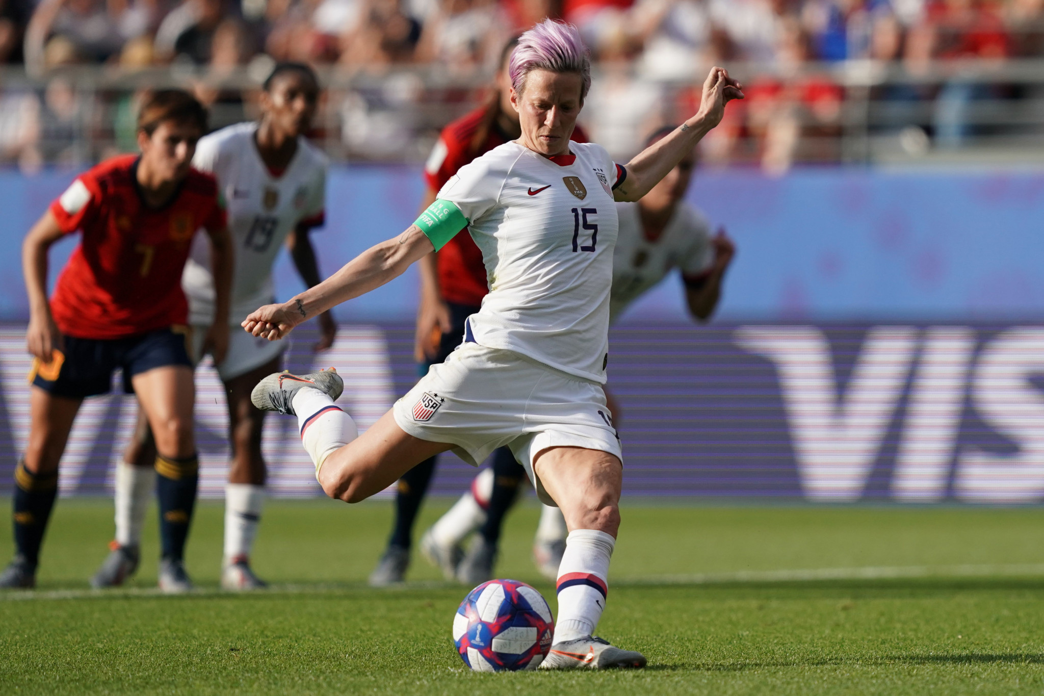 Megan Rapinoe scored twice from the penalty spot as defending champions the United States progressed through to the FIFA Women's World Cup quarter-finals with an unconvincing 2-1 win over Spain in Reims ©Getty Images