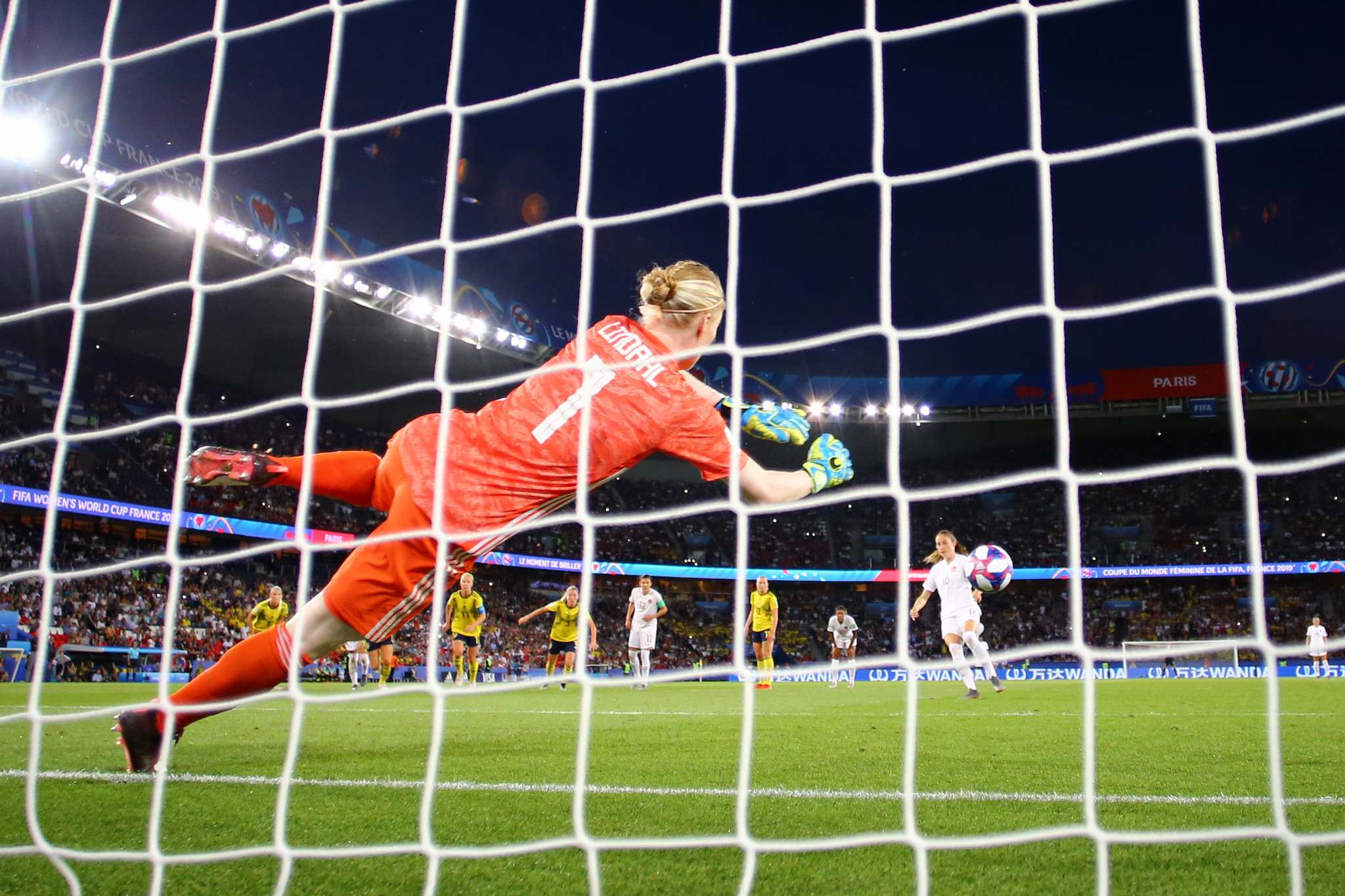 Canada had the chance to draw level from a penalty, but Janine Beckie's attempt was superbly saved by Hedvig Lindahl ©Getty Images