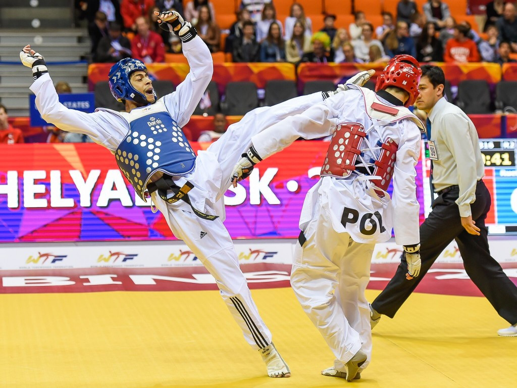 Britain's Ruebyn Richards reached the last 16 at the 2015 World Taekwondo Championships in Chelyabinsk