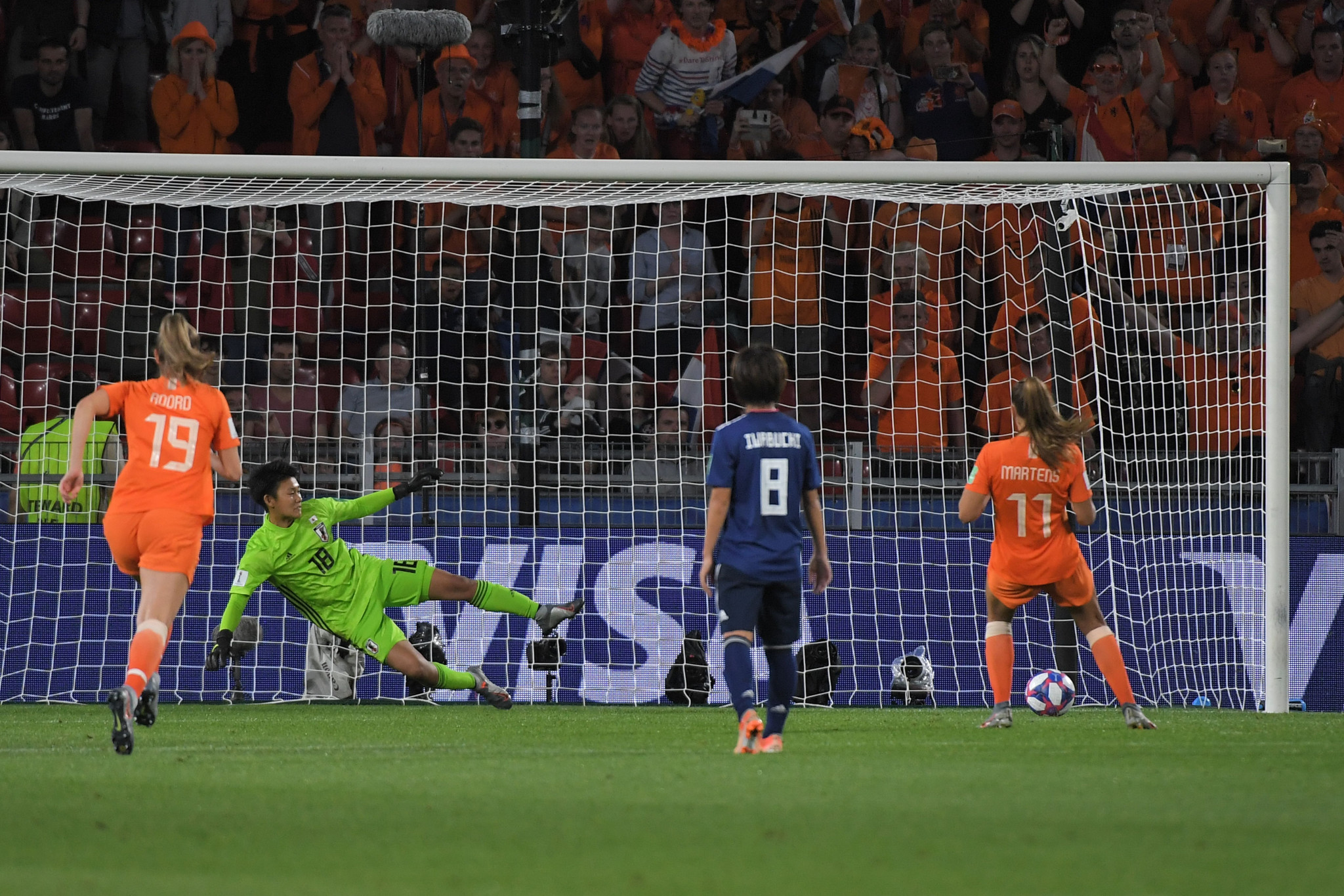 Lieke Martens' late penalty sent The Netherlands into the last eight at the expense of Japan ©Getty Images