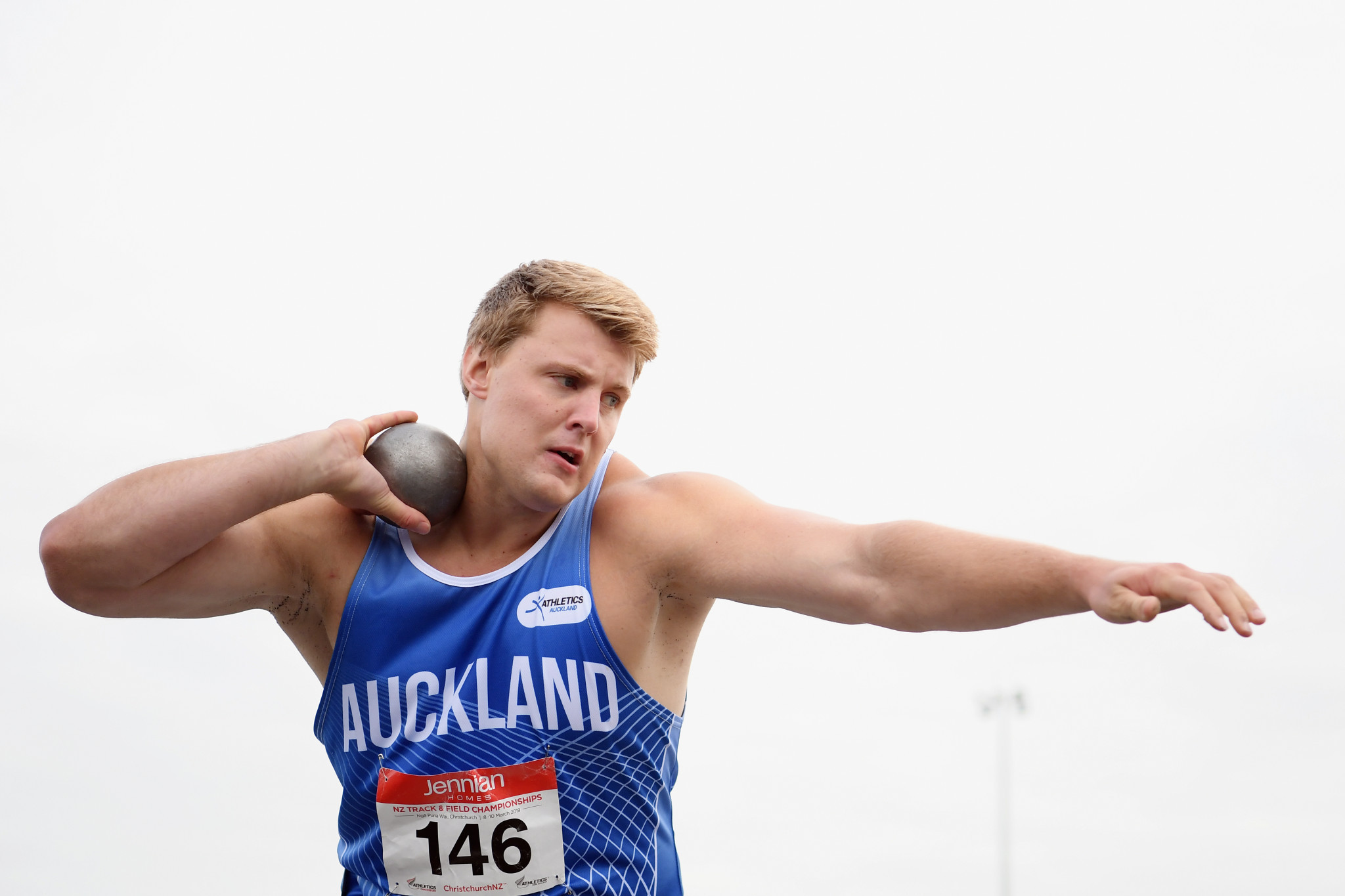 Jacko Gill bettered his own Championship record in taking the shot put gold medal with a distance of 20.75m ©Getty Images