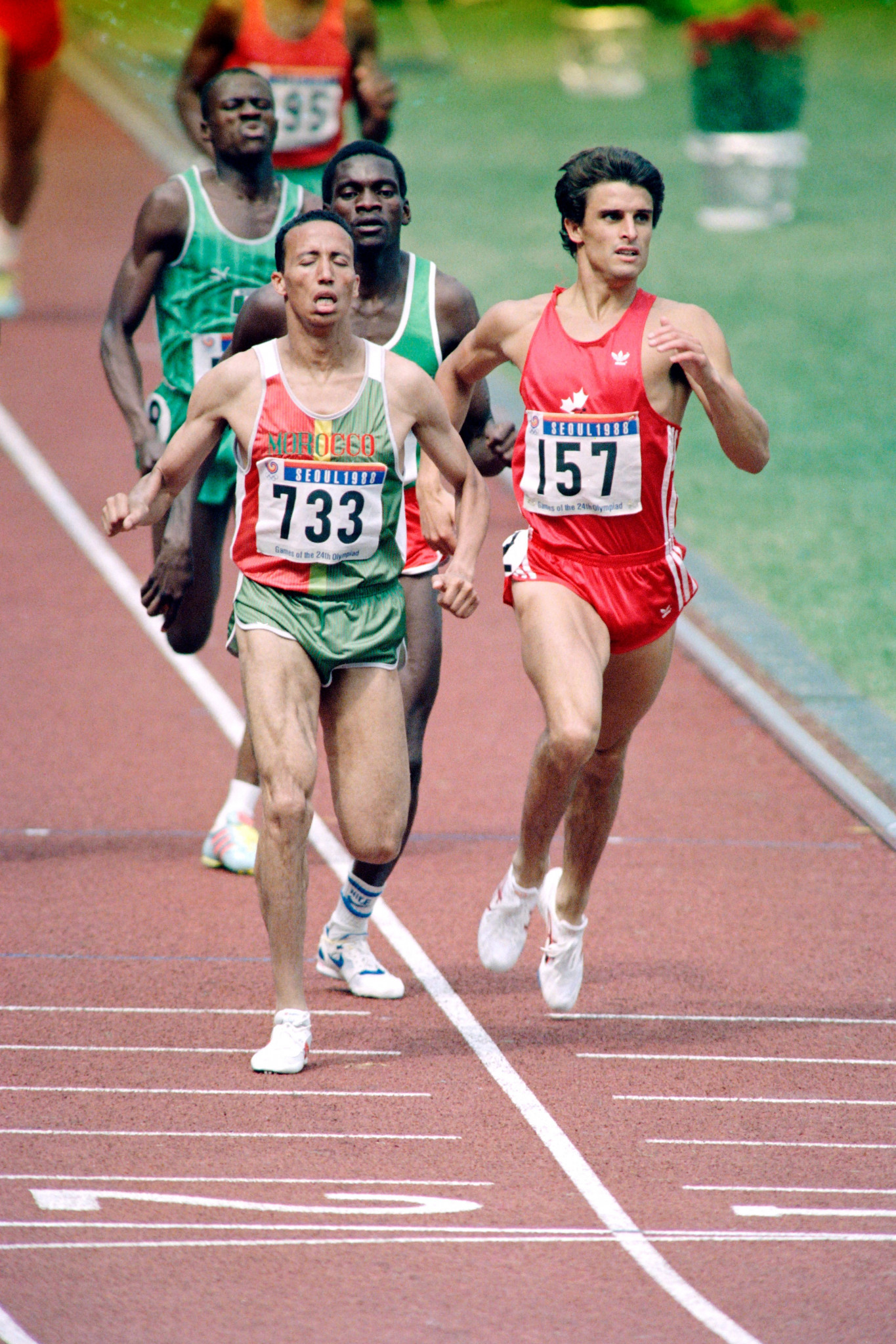 Morocco's Saïd Aouita, left, leads the way in the Seoul 1988 Olympics ©Getty Images