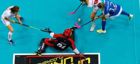 Among formats to be tested by the International Floorball Federation will be a reduction in playing time from three 20-minute periosds to three 15-minute periods ©IFF