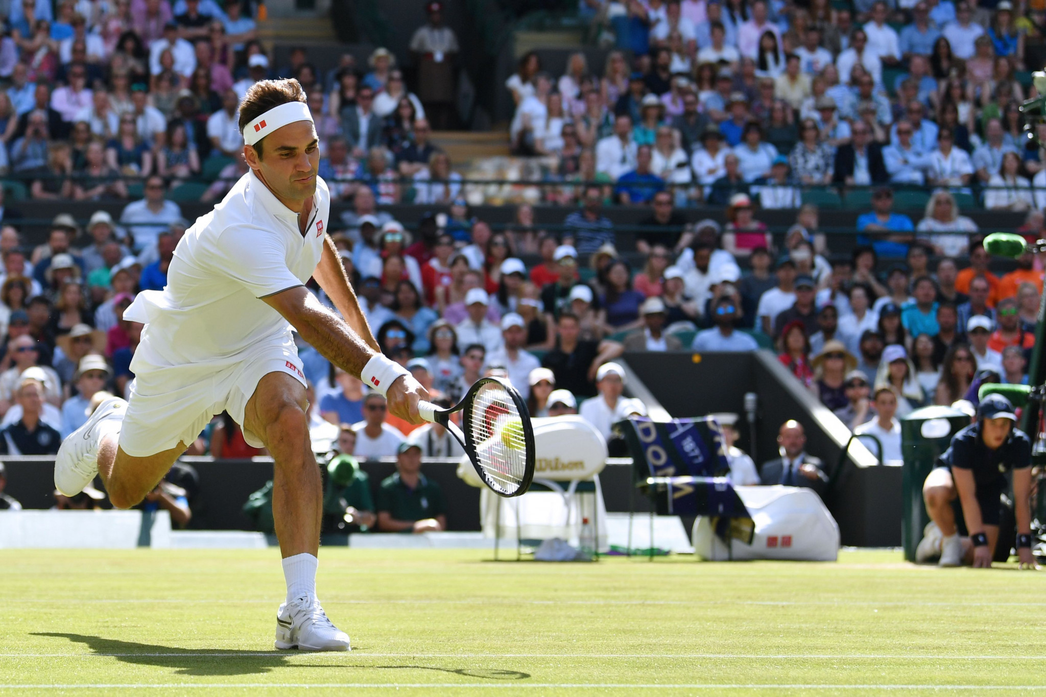 Eight-times Wimbledon champion Roger Federer cruised into the third round at the expense of British wild card Jay Clarke ©Getty Images