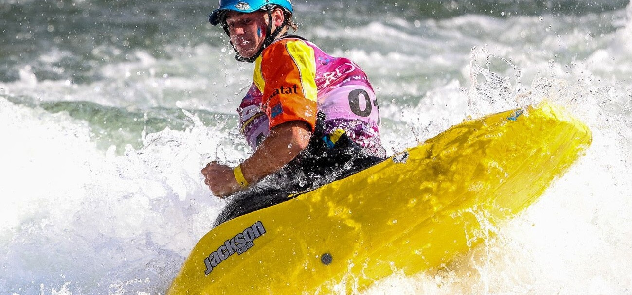 Teenager Tom Dollé stole the show today at the ICF Canoe Freestyle World Championships in Sort in Spain ©ICF