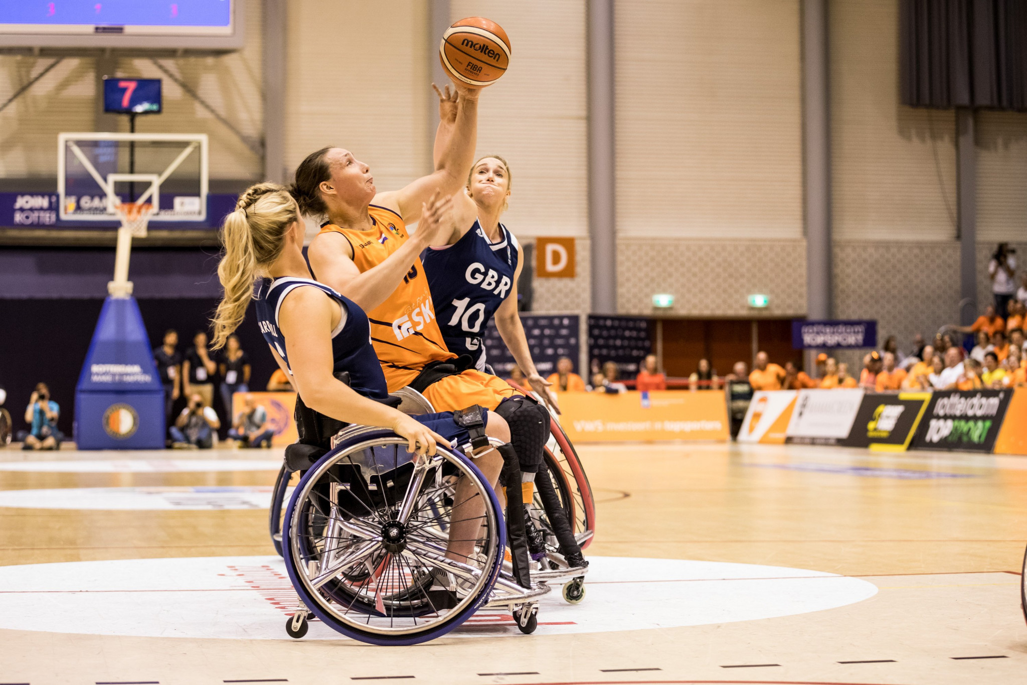 Netherlands retain European crown with win over gutsy Britain