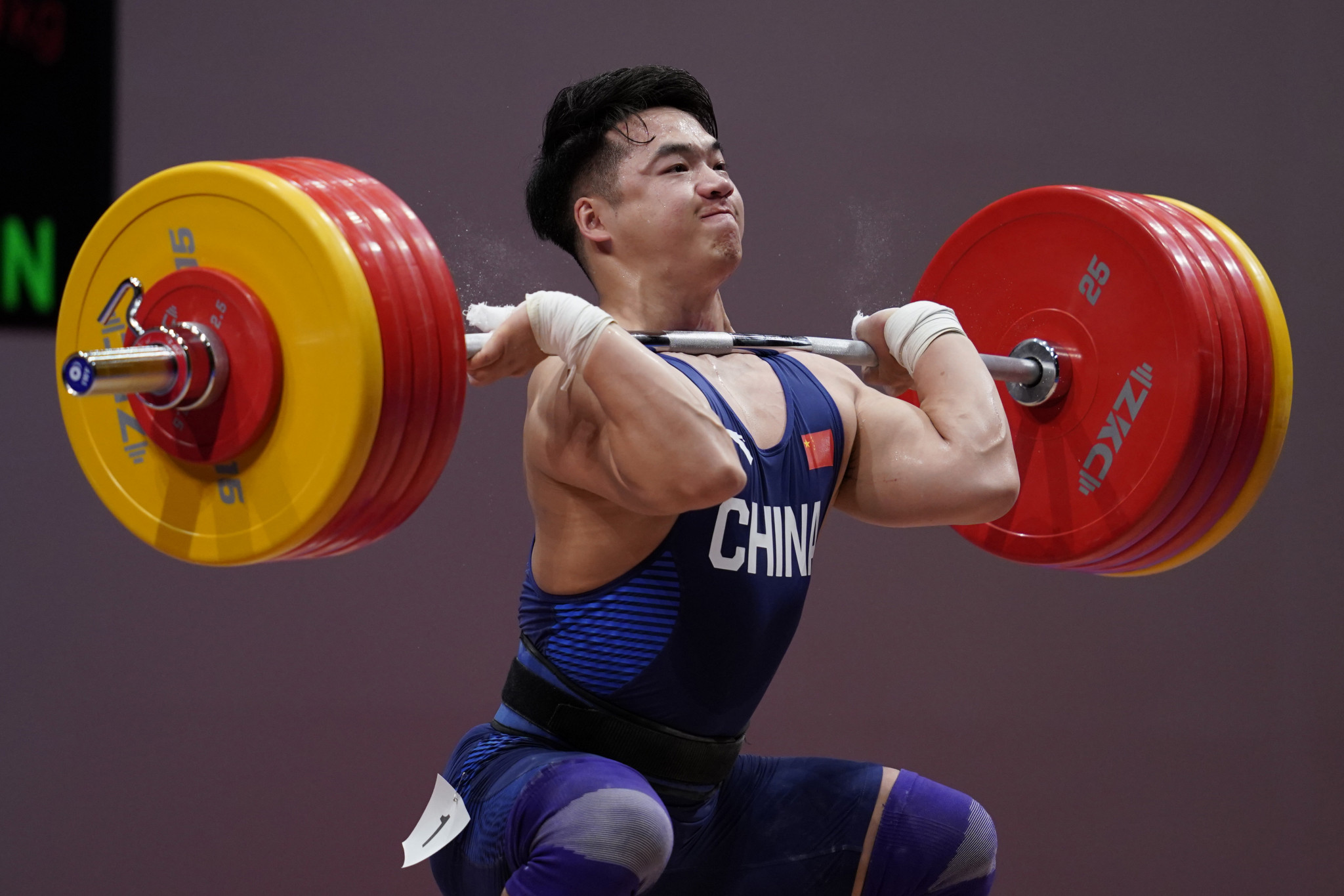 China's Tian Tiao claimed the 96kg clean and jerk world record ©Getty Images
