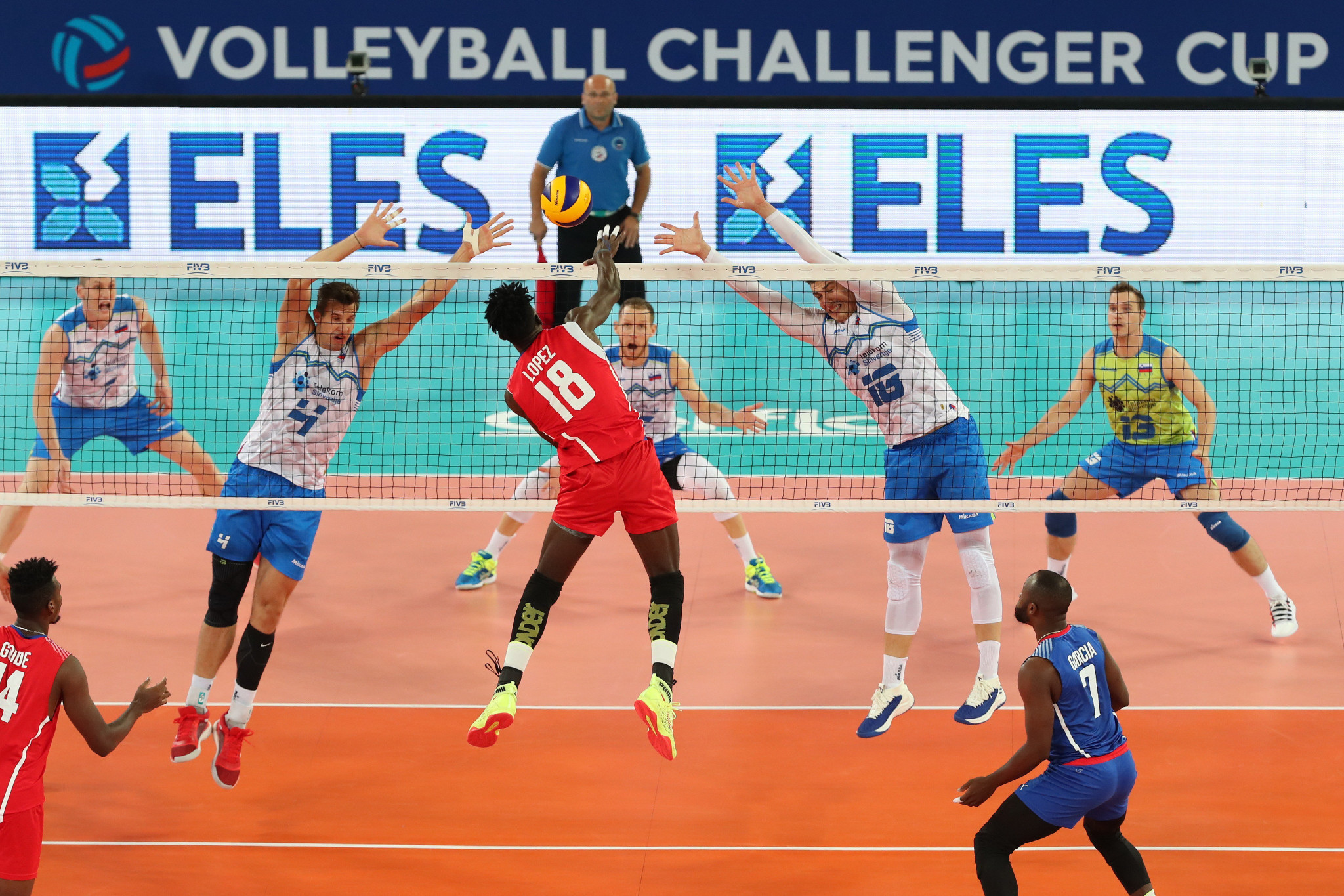 Slovenia beat Cuba to qualify for the FIVB Men’s Nations League ©Volleyball Federation of Slovenia/Twitter
