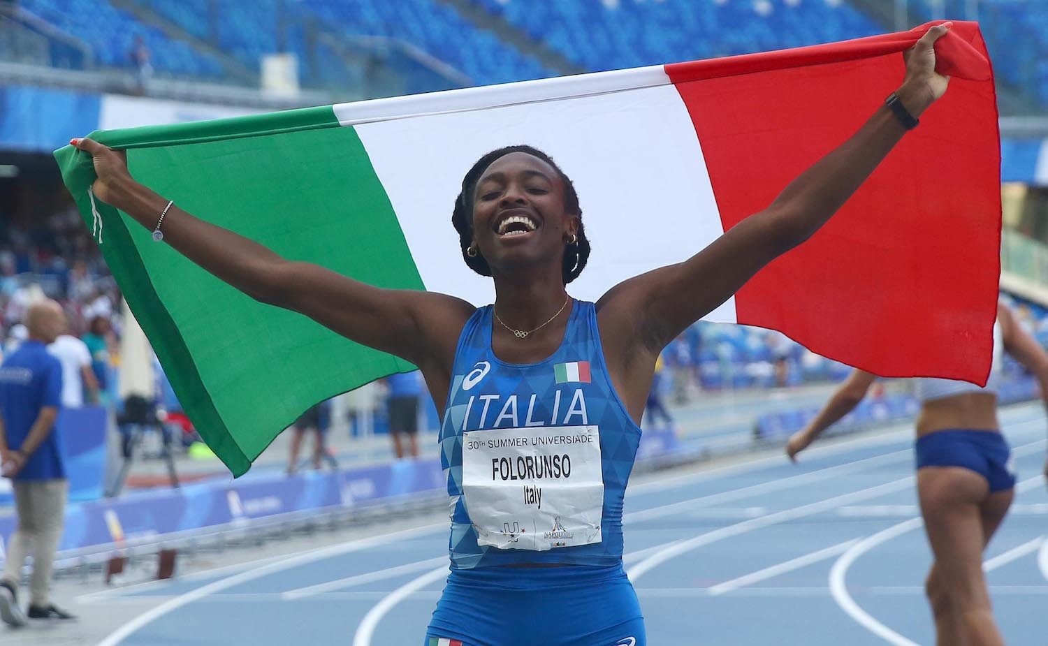 Italy's Ayomide Folorunso retained her women's 400m hurdles title ©FISU