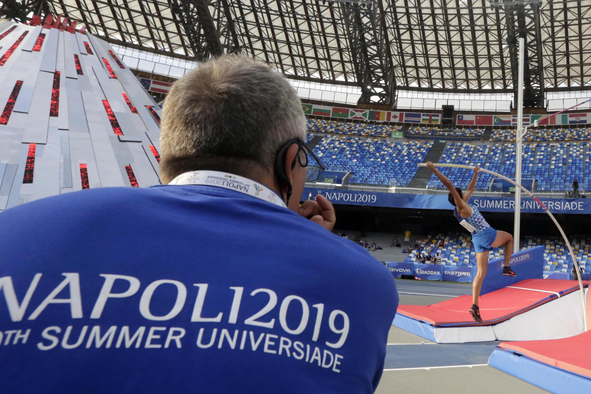 Athletics continued at San Paolo Stadium, with the hosts winning gold through Roberta Bruni in the women's pole vault ©Naples 2019