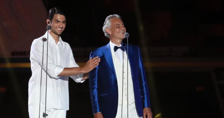 Andrea Bocelli performed with his son Matteo at the Summer Universiade's Opening Ceremony ©Naples 2019
