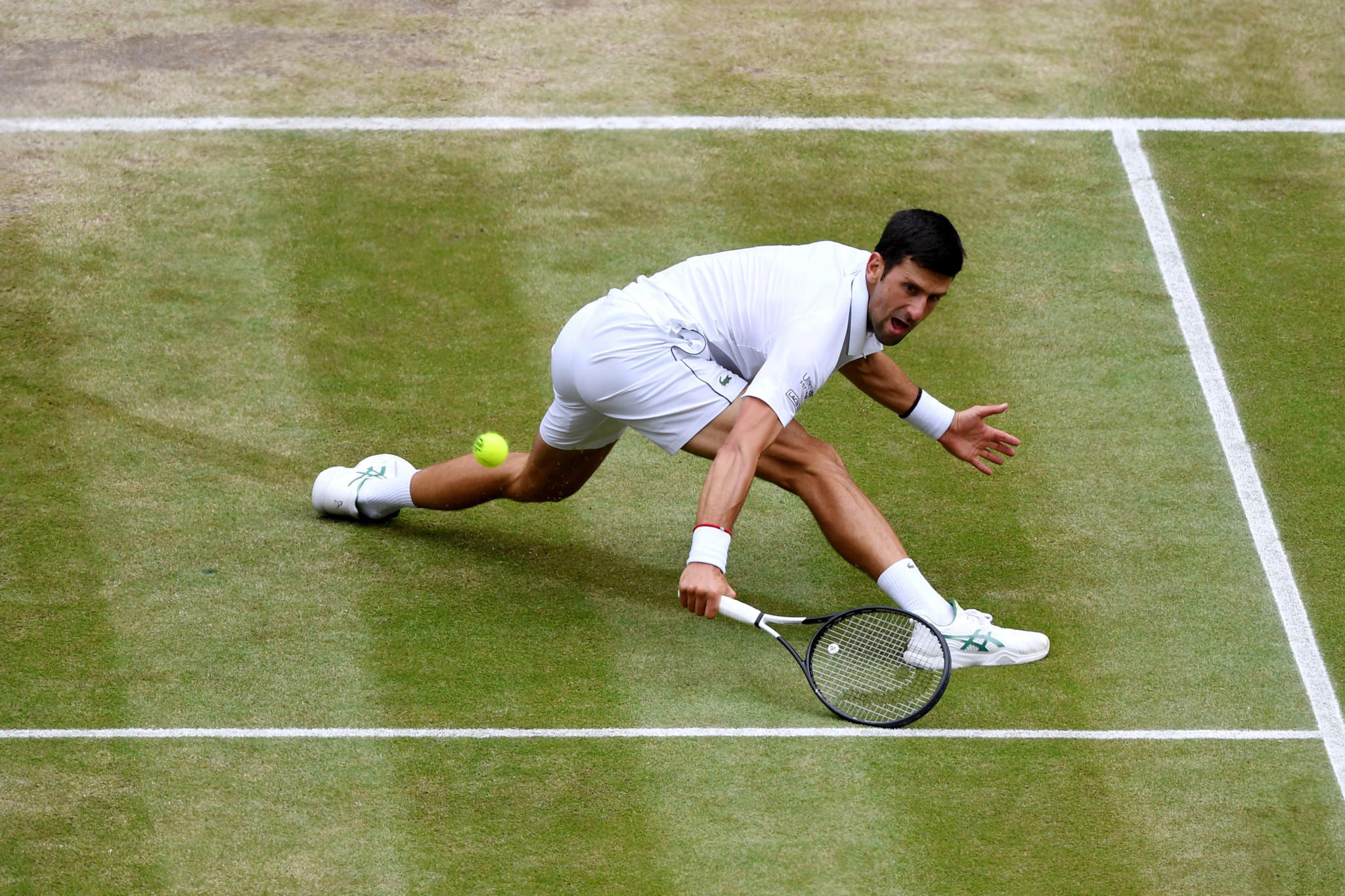 Djokovic was at full stretch to make this particular backhand ©Getty Images