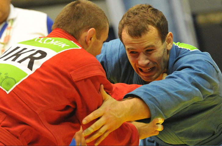 Alsim Chernoskulov brought up Russia's hat-trick of gold medals by overcoming Ukraine's Ivan Vasylchuk in the men's 90kg final ©FIAS