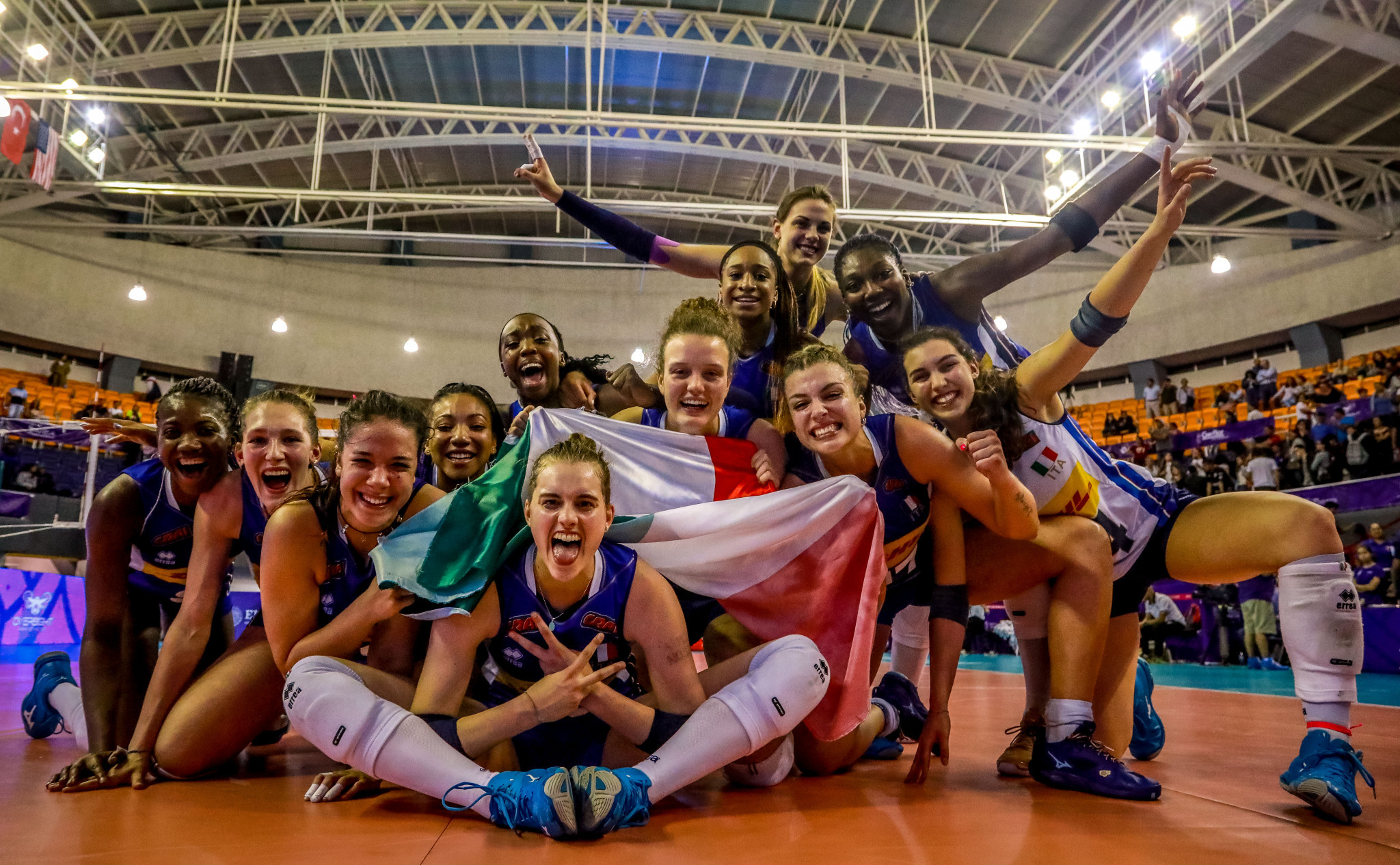 Italy came from two sets down to send Turkey home ©FIVB
