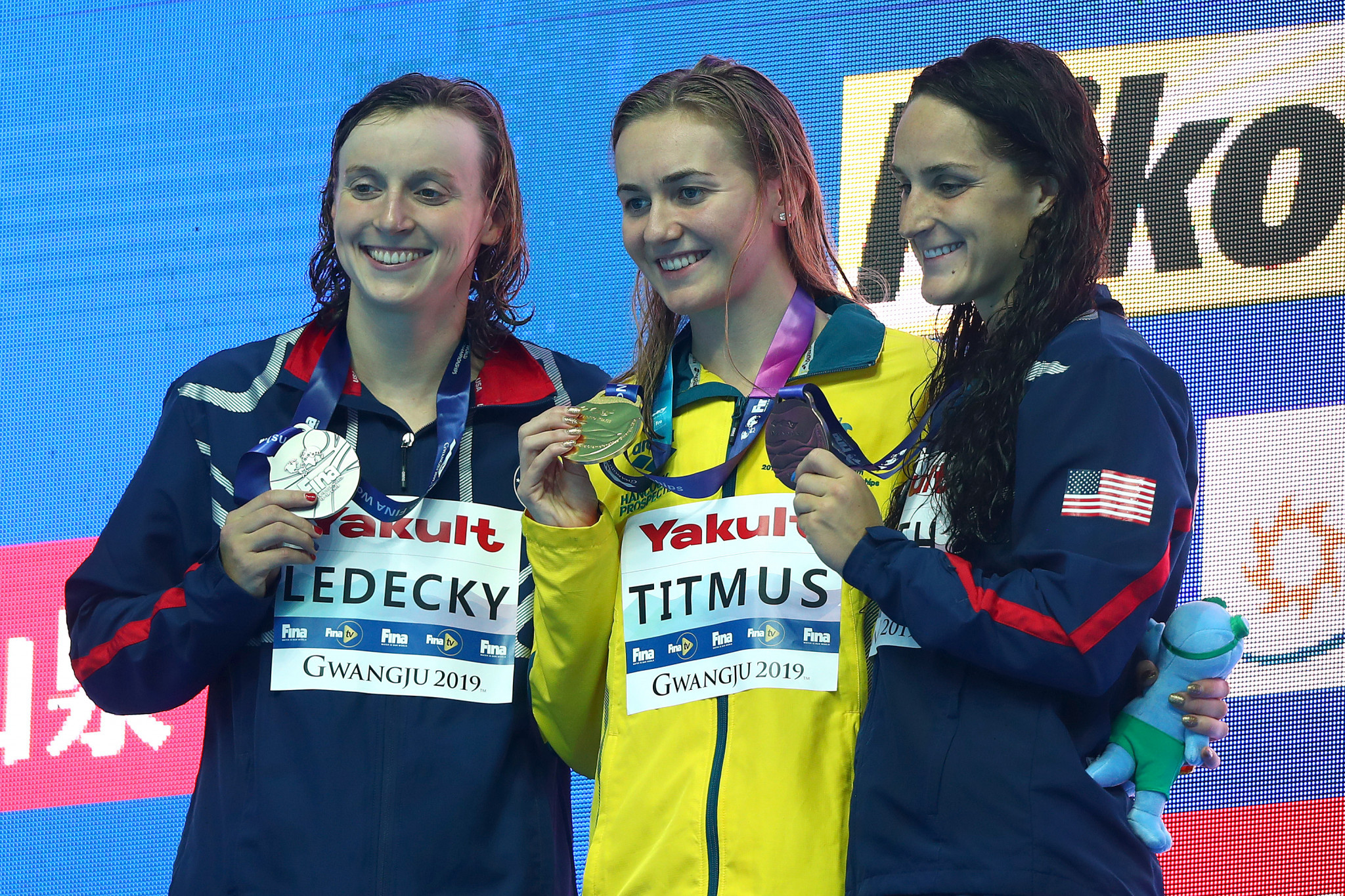 Australia's Ariarne Titmus pushed five-times Olympic champion Katie Ledecky into silver in the women's 400m freestyle final in Gwangju ©Getty Images 