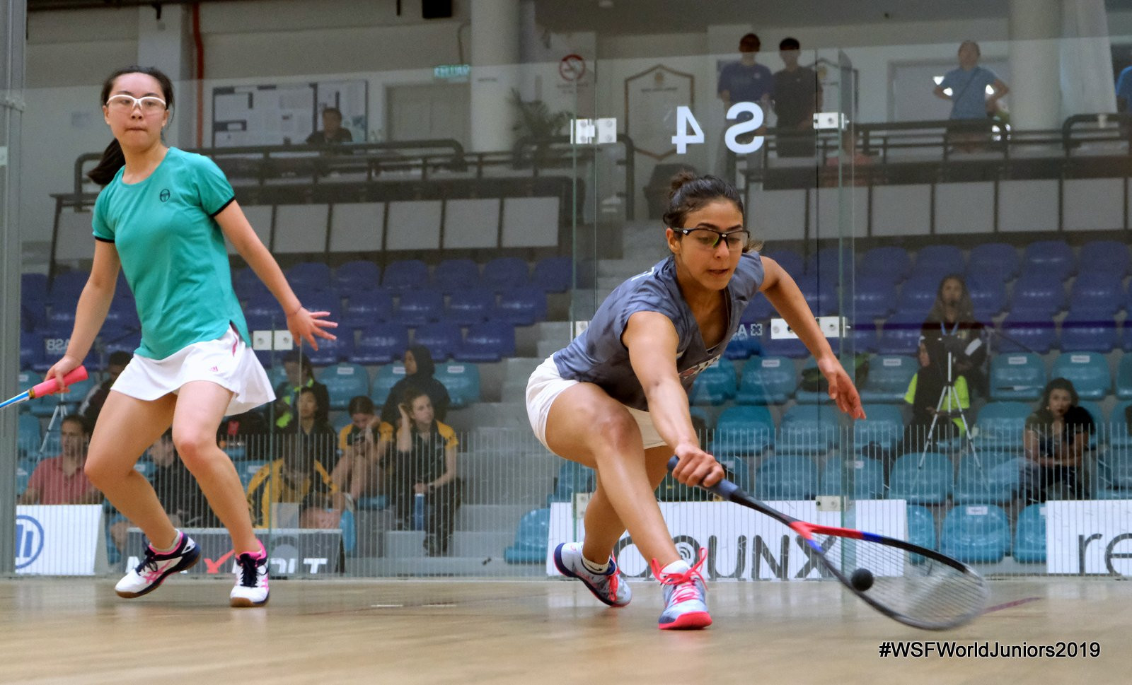 The top eight seeds are all through to the quarter-finals in the women's singles of the WSF Junior Championships in Kuala Lumpur, including top ranked Hania El Hammamy of Egypt, ©WSF