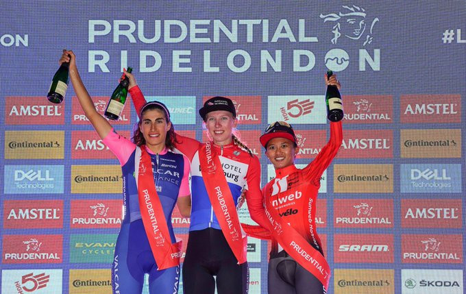 Lorena Wiebes of the Netherlands was declared the winner of the Prudential RideLondon Classique after compatriot and defending champion Kirsten Wild was disqualified ©Twitter