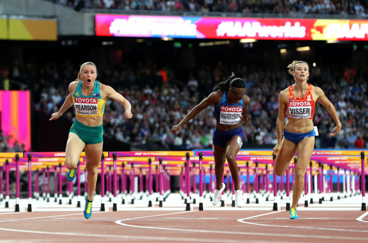 Pearson regains the world 100m hurdles title in London, six years after first winning it in Daegu, as world champion Kendra Harrison can only finish fourth  ©Getty Images