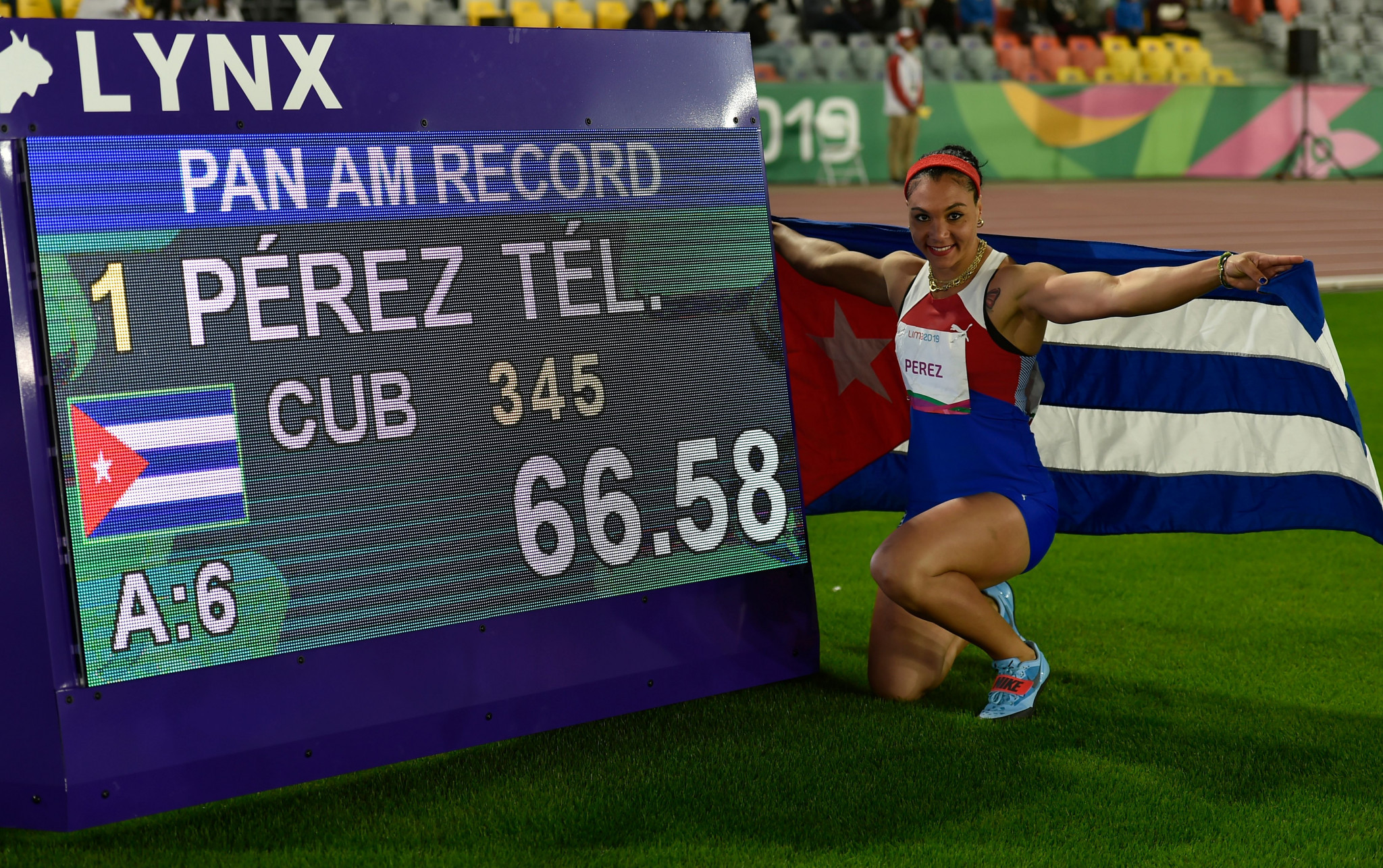 Cuba's Yaime Perez won the women's event after taking the lead with her final throw ©Getty Images