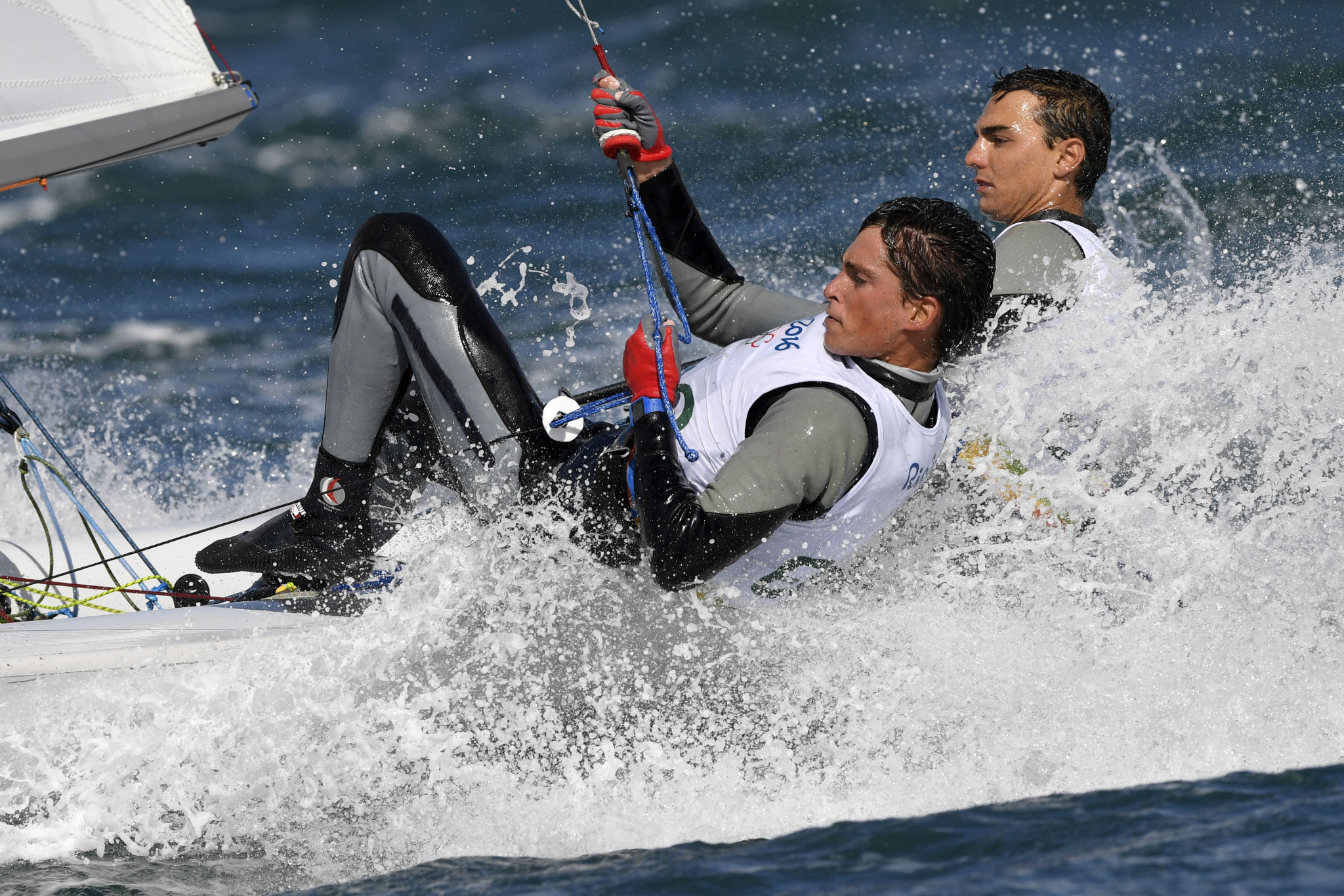 Spain's Jordi Xammar, right, and Nicolás Rodríguez have retaken the lead in the men's event at the 470 World Championships on Enoshima Bay in Japan ©Getty Images
