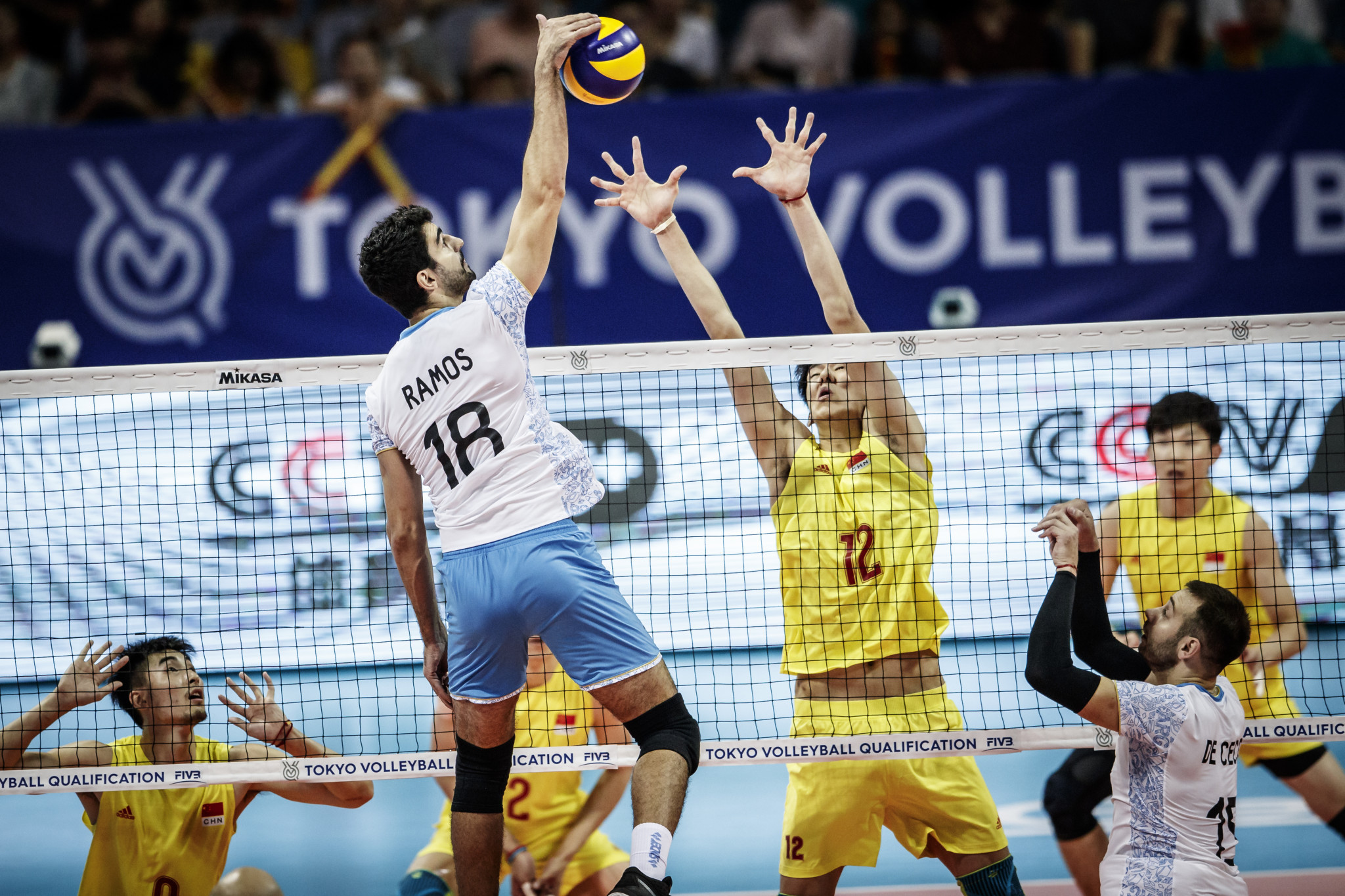 Argentina edged a five-set thriller against China in the FIVB Men's International Olympic Qualification Tournament to secure their place at Tokyo 2020 ©FIVB