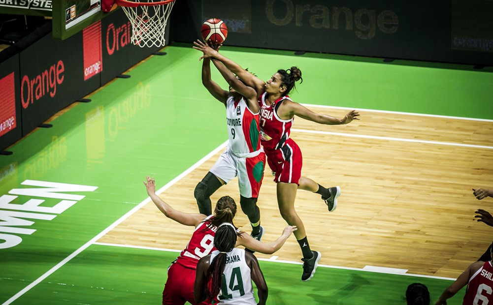 Ivory Coast cruised through to the last eight of the Women's AfroBasket with a 74-50 victory against Tunisia ©FIBA 