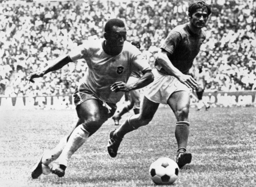 Pele in full flight during Brazil's victory over Italy in the 1970 World Cup final - Lomu had a similar irresistible blend of power and speed ©Getty Images