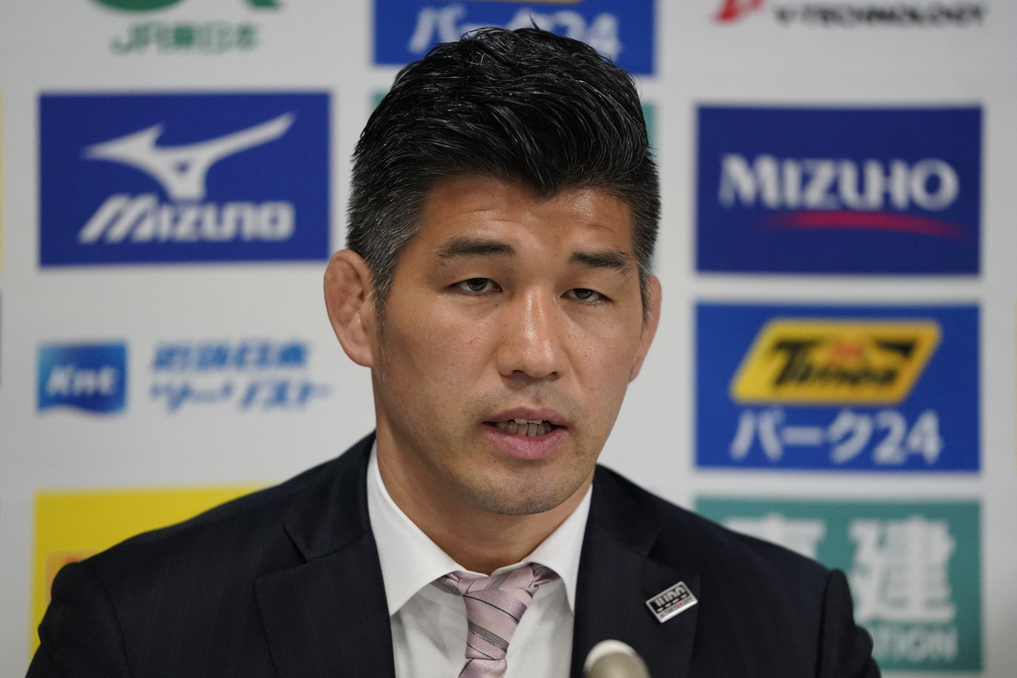 Japan men's judo coach wants Olympic prospects to step up at World Championships
