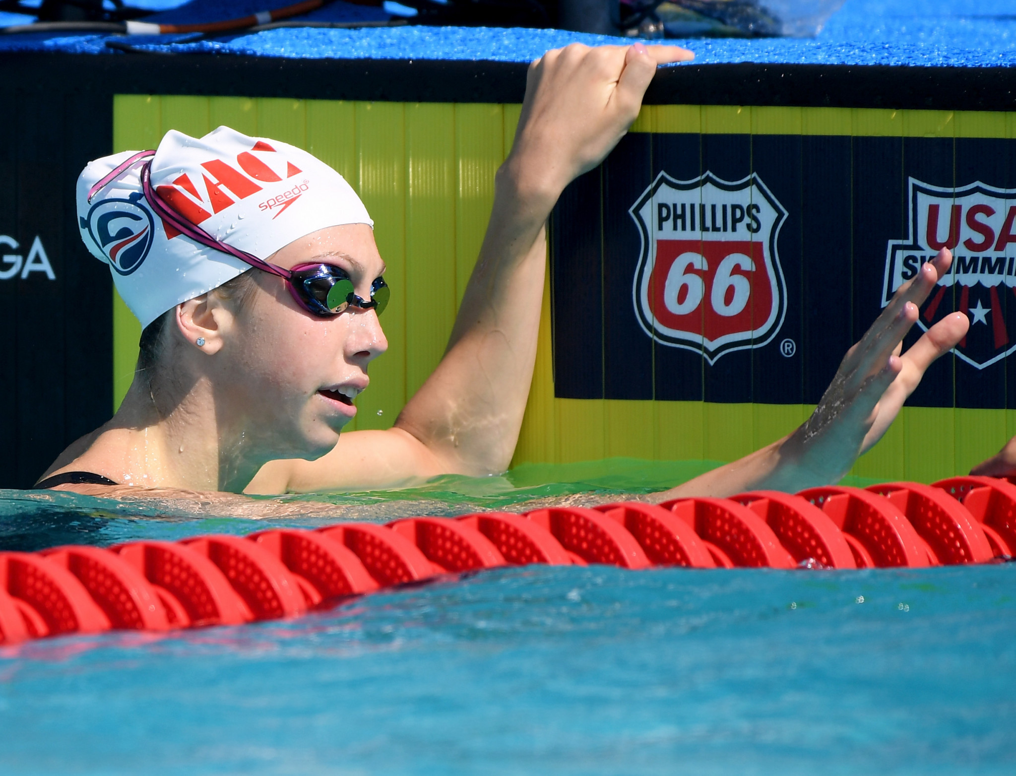 Walsh claims double gold as US shine again at FINA World Junior Championships