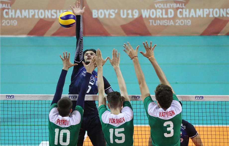 Iran won their opening match of the competition ©FIVB
