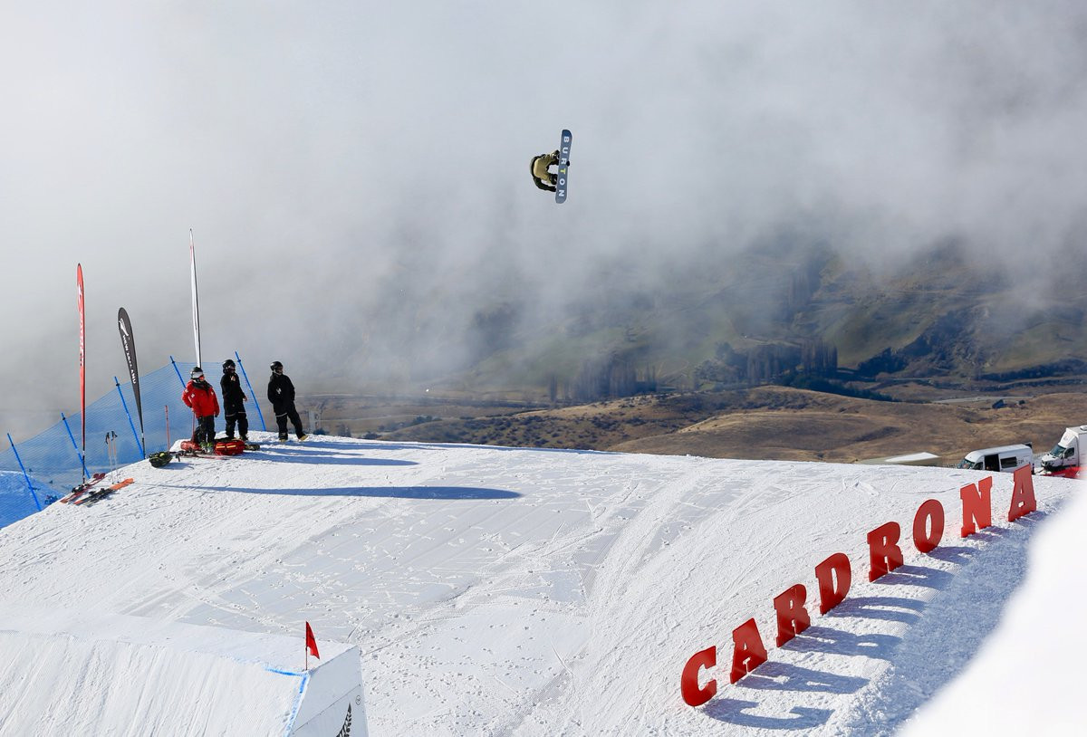 Laframboise and Rukajärvi top qualifying at FIS Snowboard Big Air World Cup