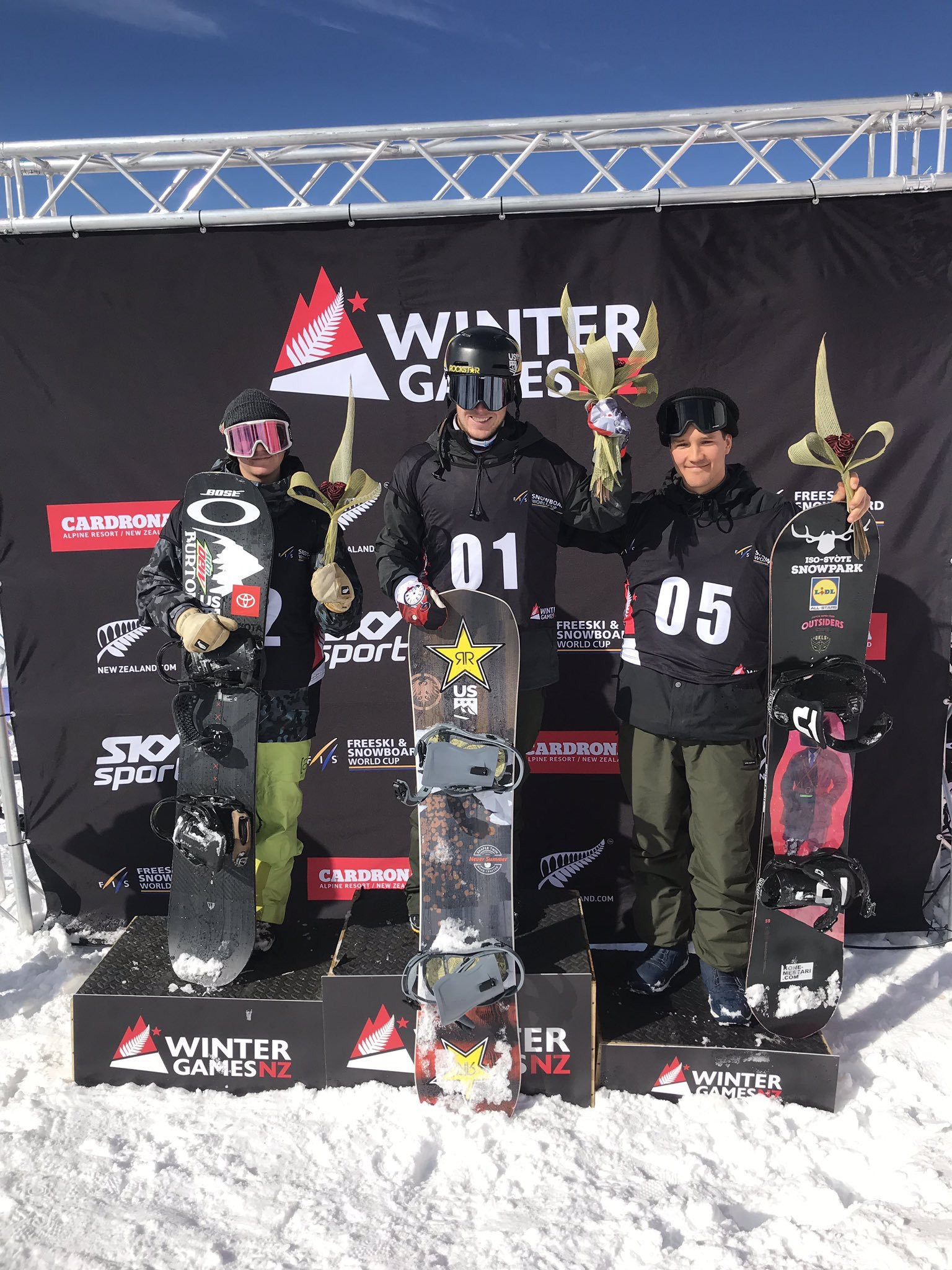 Corning claims FIS Snowboard Big Air World Cup glory as weather wreaks havoc
