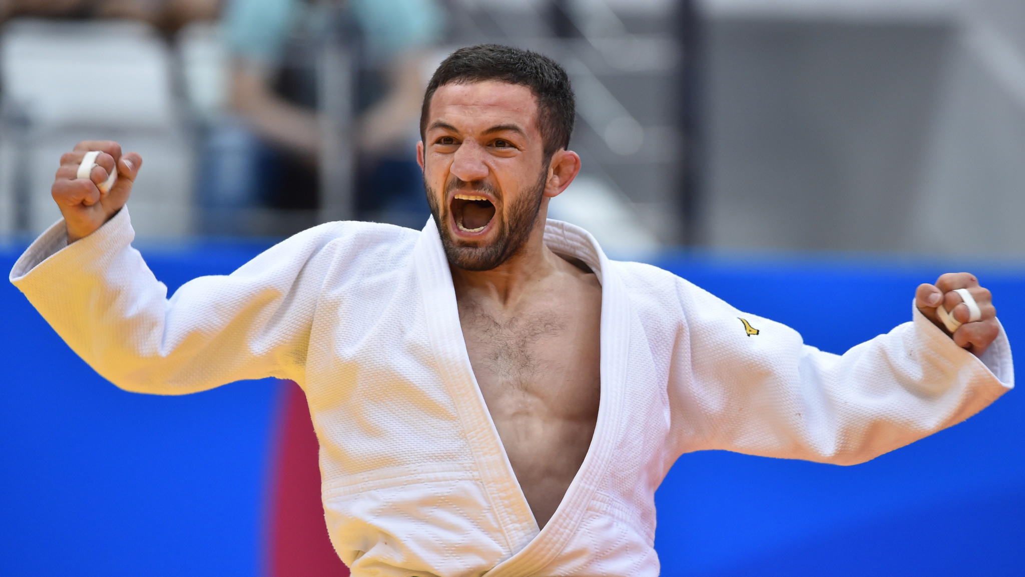 The first men's gold medal of the Championships went to Georgia's Lukhumi Chkhvimiani in the under-60kg ©Getty Images