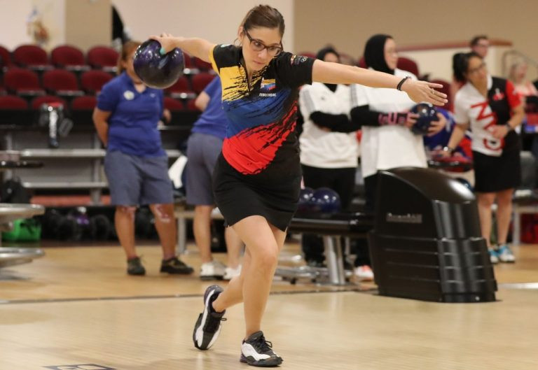 Clara Guerrero helped Colombia into the last four in first position ©World Bowling