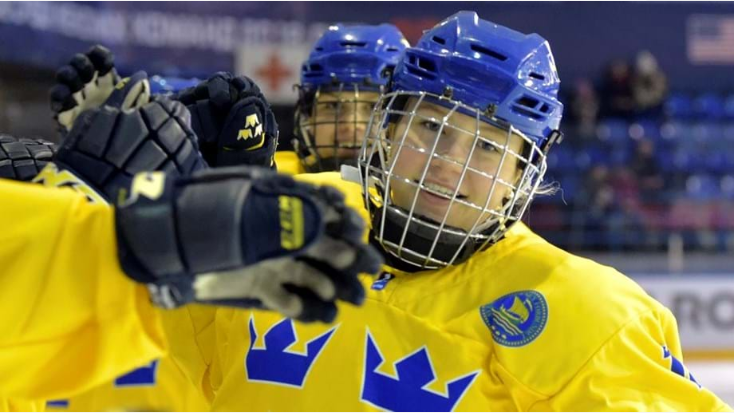Sweden's ice hockey women broker new financial deal