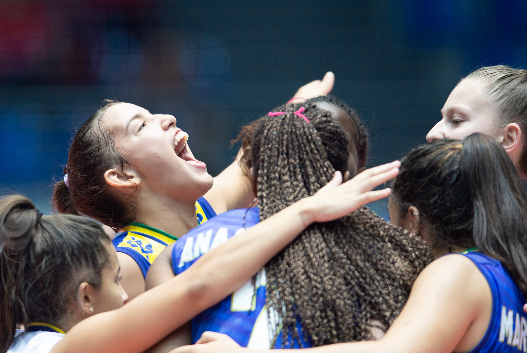 Three-times world champions Brazil enjoy the feel of a 3-0 win over Cameroon in their pool match today at the FIVB Girls' U18 World Championship in Egypt ©FIVB