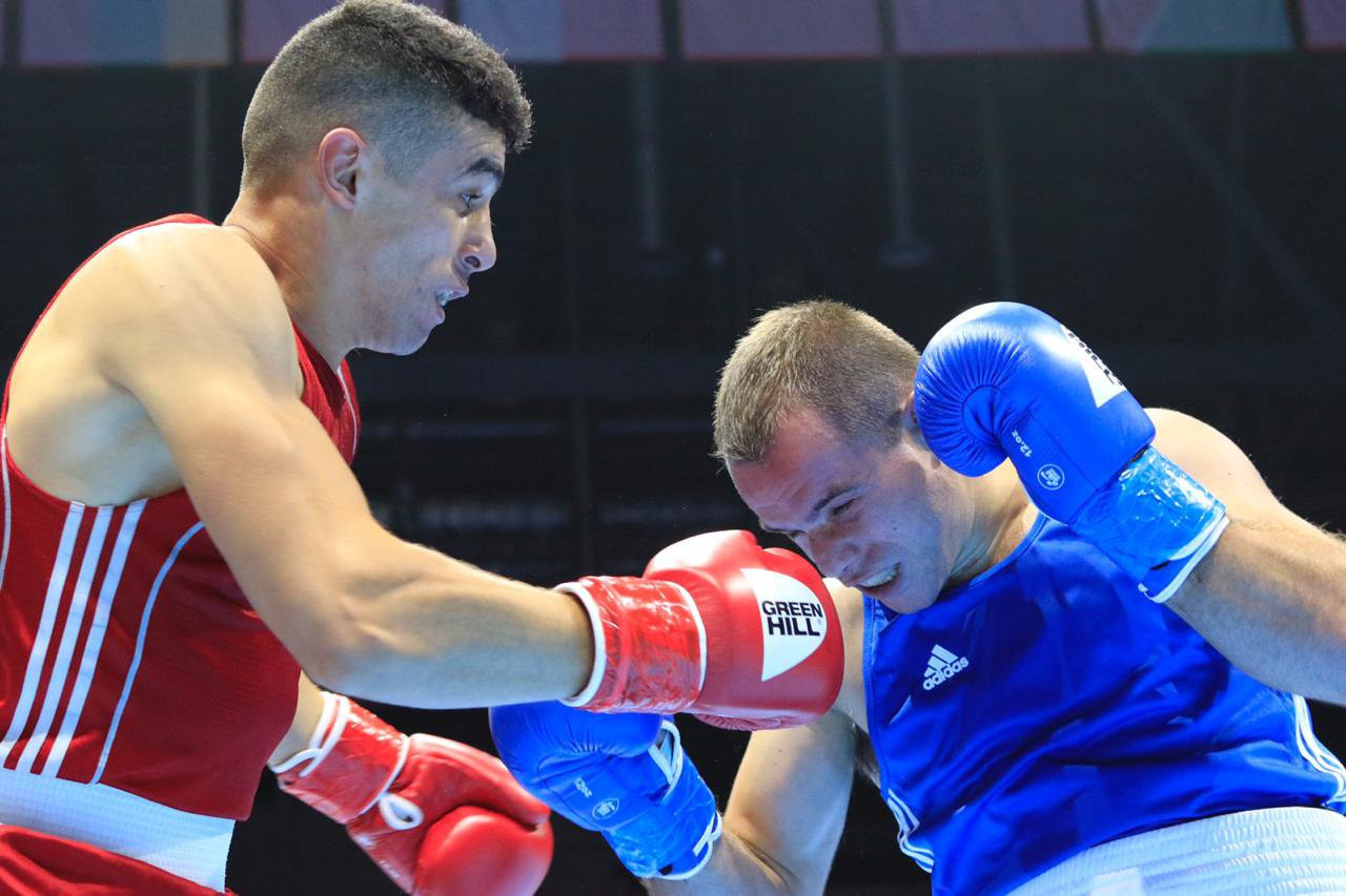 Algeria's Younes Nemouchi unanimously won the first bout of the middleweight division against Aljaz Venko of Slovenia ©Yekaterinburg 2019