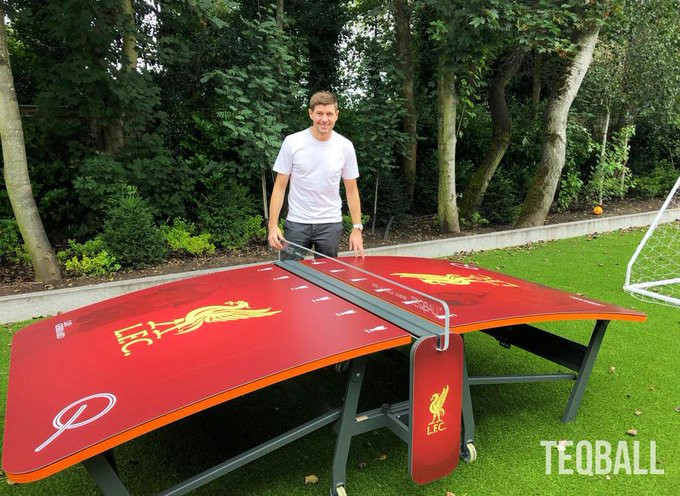 Steven Gerrard has taken ownership of a Liverpool teqball table ©FITEQ