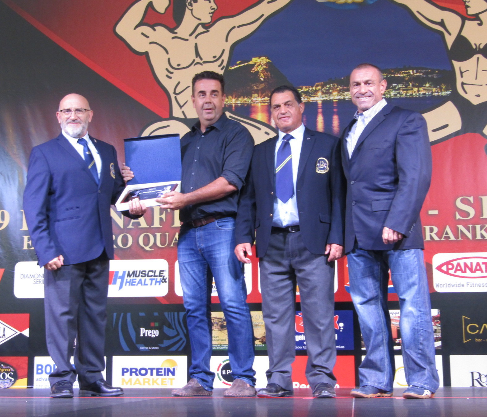Nafplio Mayor Dimitros Kostouros was among those to attend and was presented with the IFBB Spirit of Sport Award ©IFBB
