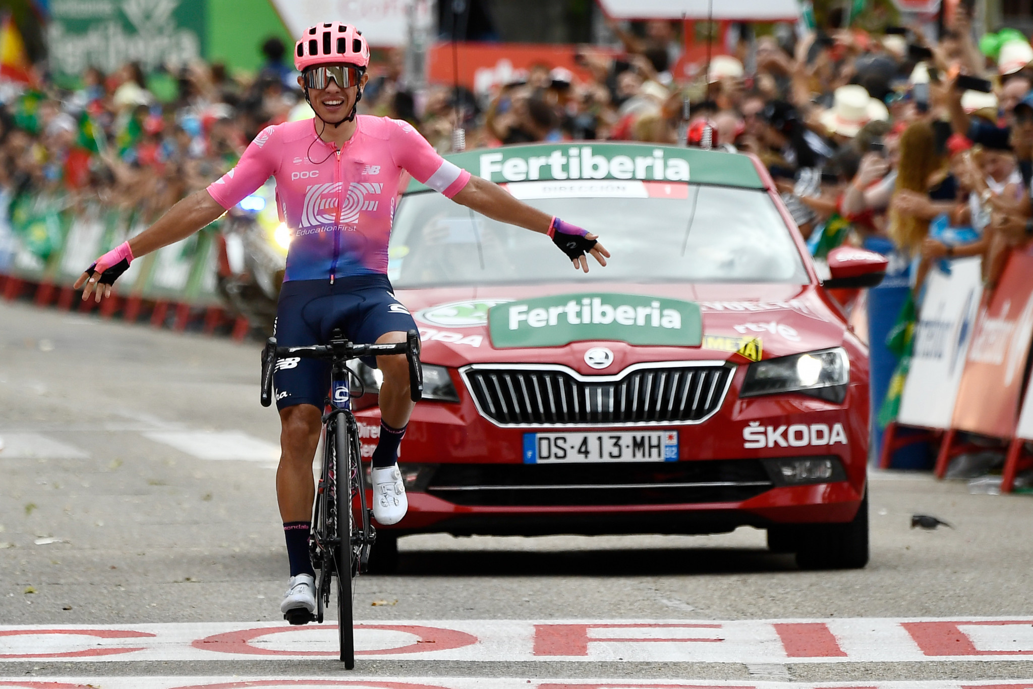 Roglič extends Vuelta a España lead as Higuita seals stage 18 glory
