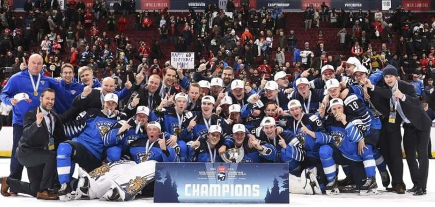 Finland are the reigning world junior ice hockey champions ©IIHF