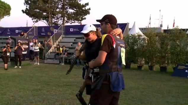 Germany's pairing celebrate victory in the skeet mixed junior team event at the European Championship Shotgun ©ESC