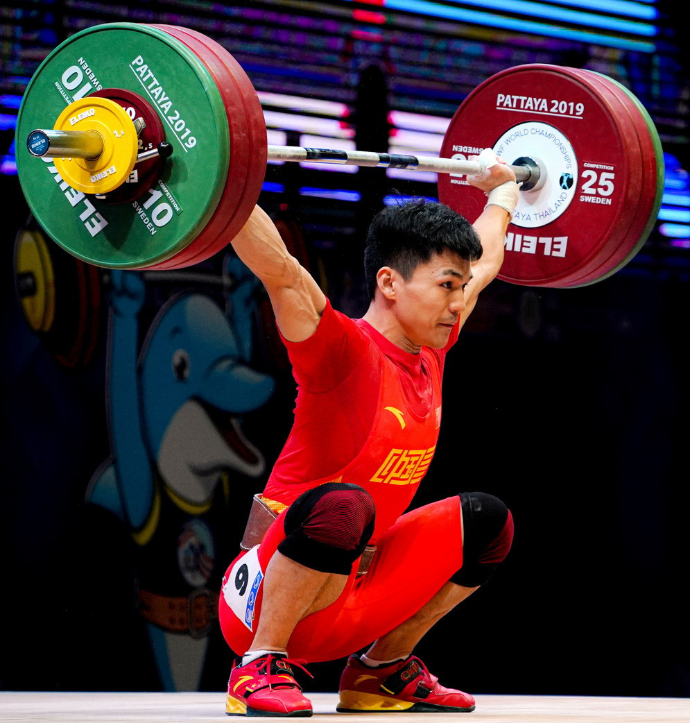 Feng Lyudong was the overall runner-up having managed a total of 333kg in the weight category's B session ©IWF
