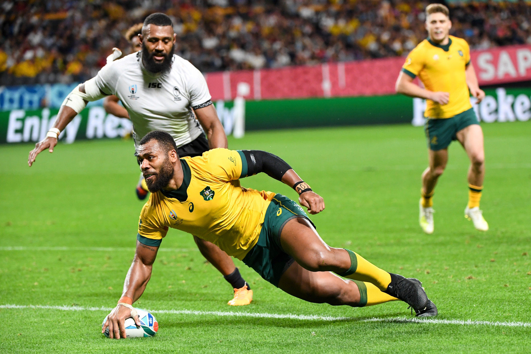 Samu Kerevi scored a crucial try for the Australians ©Getty Images